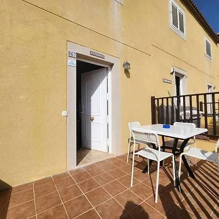 Casa Claudio Ocean View 度假居 *
